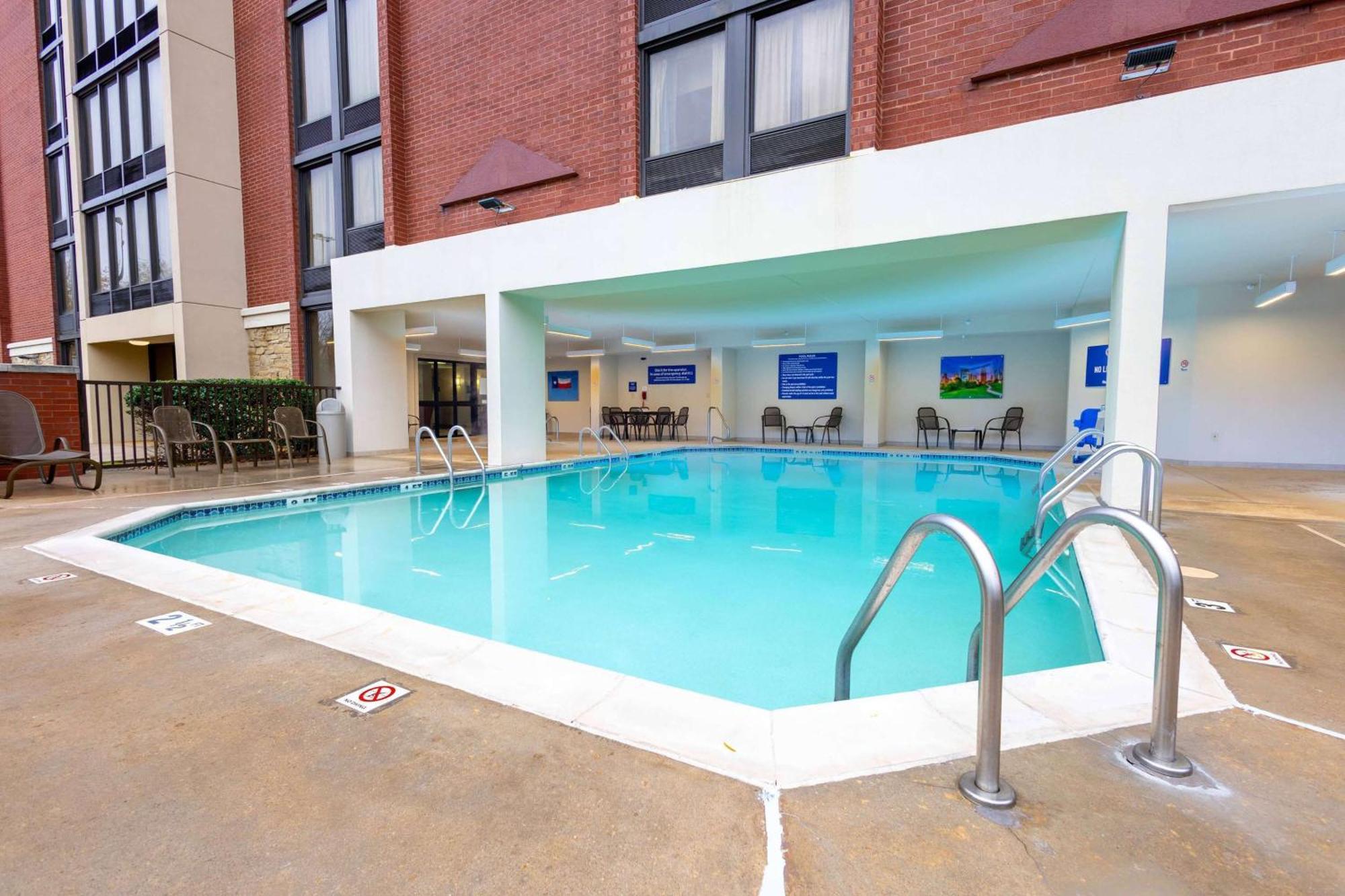 Heritage Inn & Suites The Woodlands, Trademark By Wyndham Extérieur photo