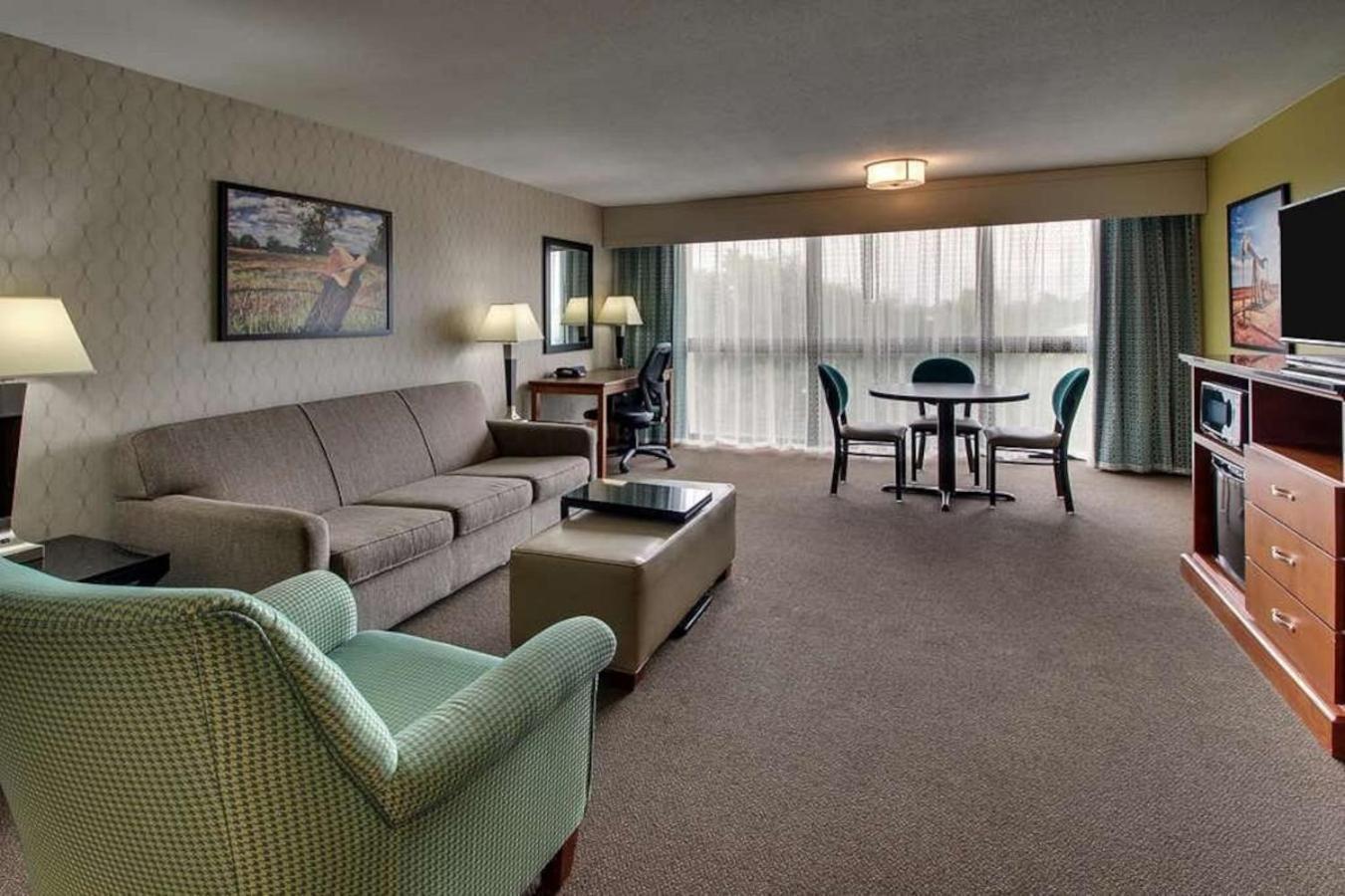 Heritage Inn & Suites The Woodlands, Trademark By Wyndham Extérieur photo