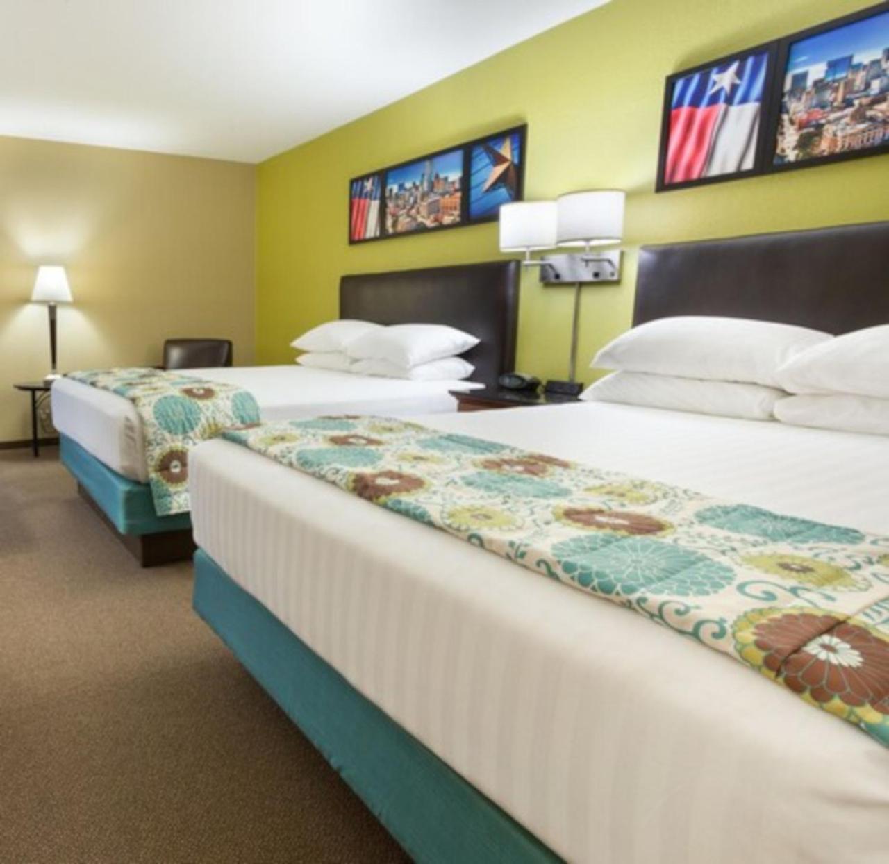 Heritage Inn & Suites The Woodlands, Trademark By Wyndham Extérieur photo