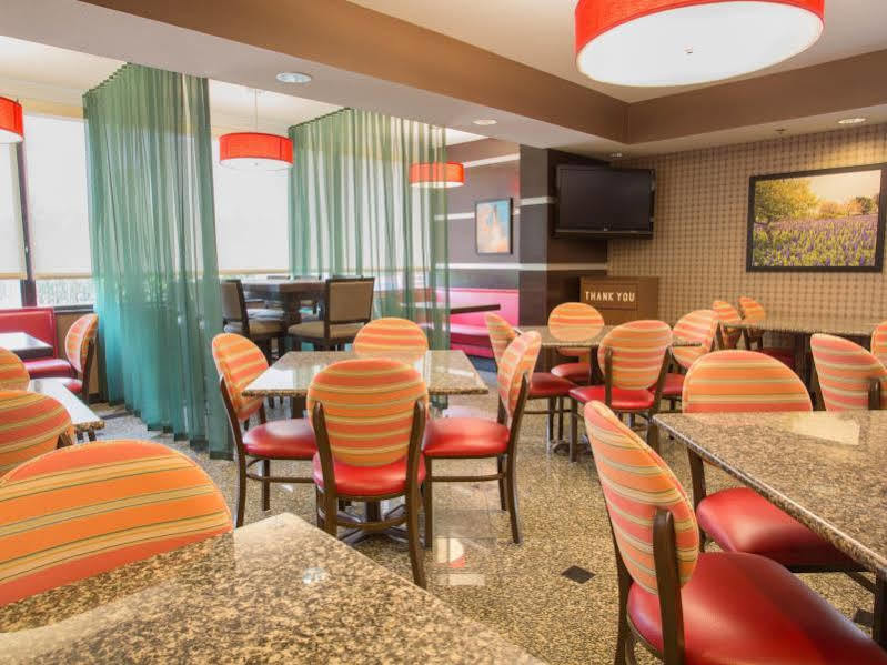 Heritage Inn & Suites The Woodlands, Trademark By Wyndham Extérieur photo